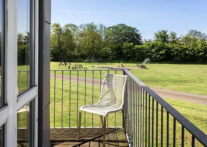 بيت للعطل Fy294-faaborg-mosegarden-26 *